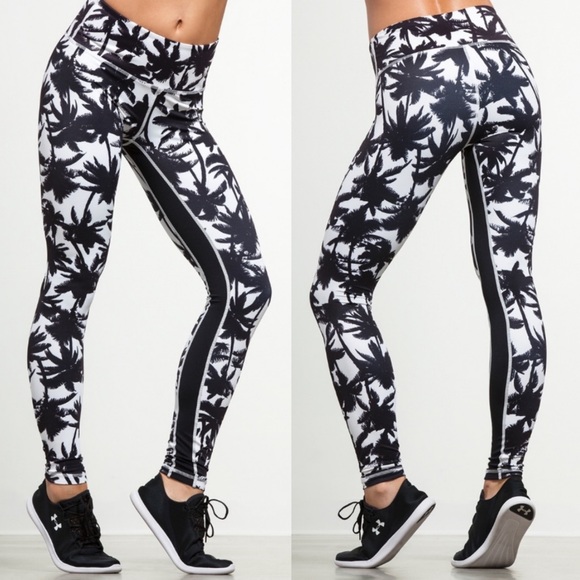 Carbon38 Pants - Carbon38 L’urv Palm Paradise Tropical Aloha Hawaiian High Rise Leggings